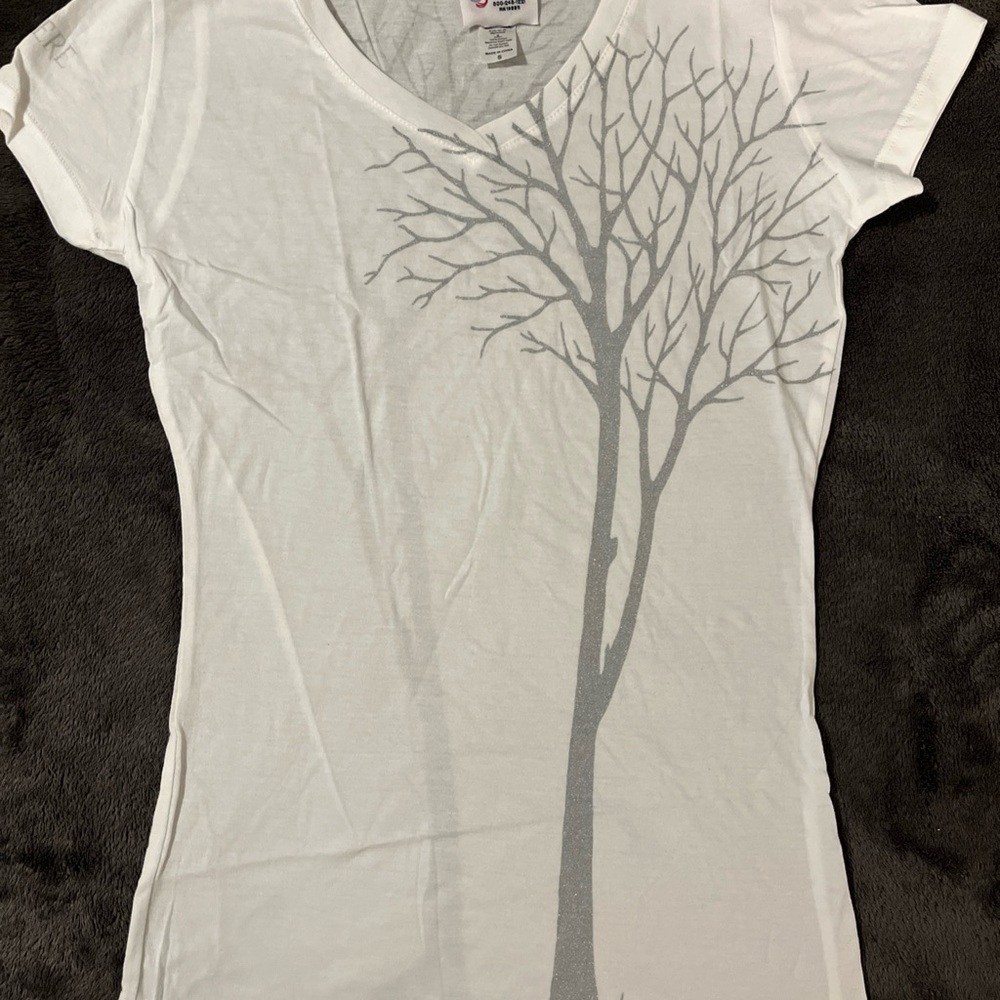 Belvedere vodka Women's White Tree Graphic Tee